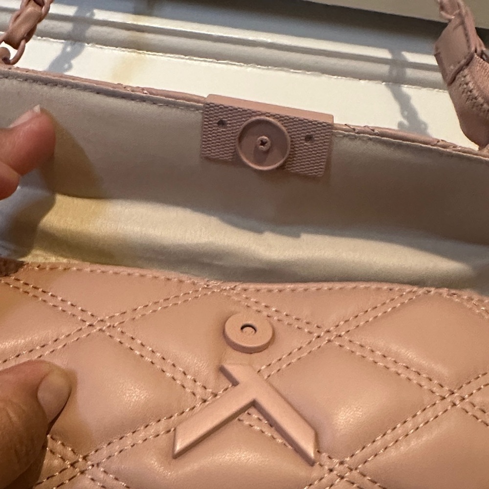 Kendall & Kylie Quilted Crossbody Bag in Tan - Picture 4 of 12